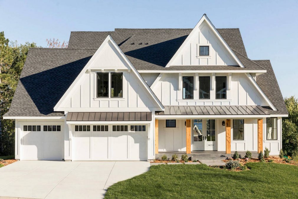 James Hardie Lap and Board&Batten siding in Arctic White Color Top siding installation and repair company in Twin Cities - lap, board and batten, vertical and horizontal siding installation