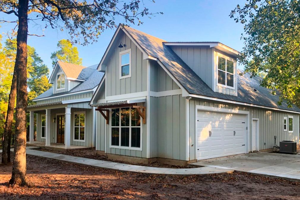 James Hardie board and batten siding Top siding installation company in Charleston, South Carolina - lap, board and batten, vertical and horizontal siding installation