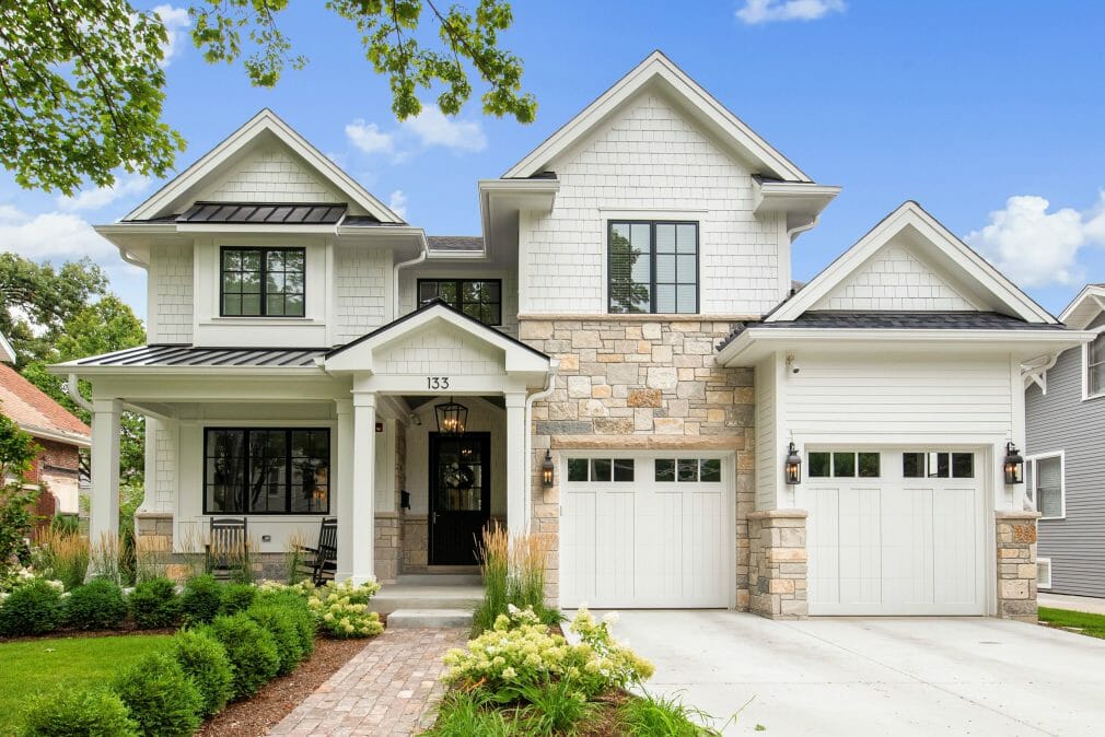 James Hardie Straight Edge Shingles CM Colourplus Statement collection in Cobblestone Best siding company in New Braunfels - check siding price and get a free quote