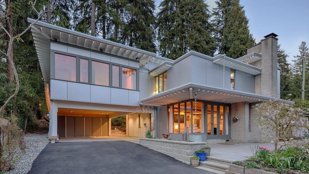 AL13™ Metallic ACM panels with a solid finish in Battleship Grey Best Aluminum Siding Contractor in the Greater Seattle Area