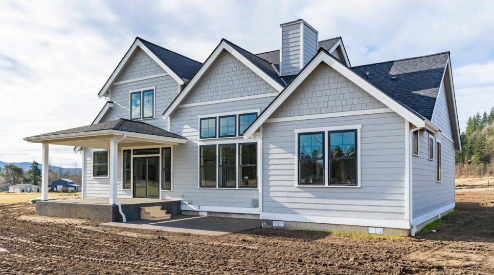 James Hardie Straight Edge Shingles in Pearl Gray Exterior home siding - installation, replacement and repair cost of James Hardie, cedar, vinyl siding in Charleston, SC